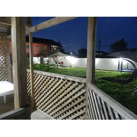 Michelle House בית הארחה *