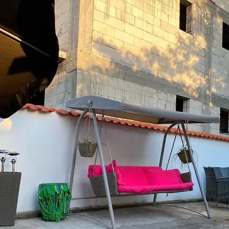 בית הארחה Michelle House *