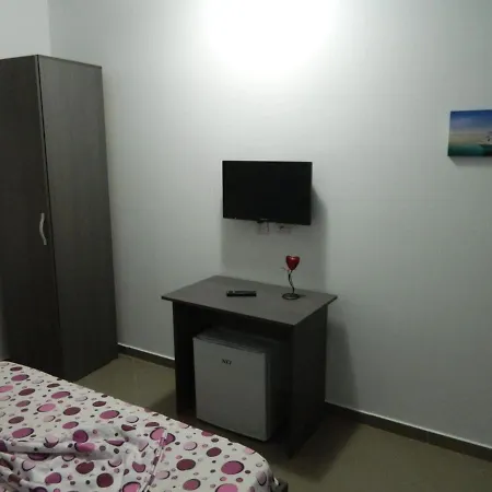 Michelle House Pensjonat Schitu